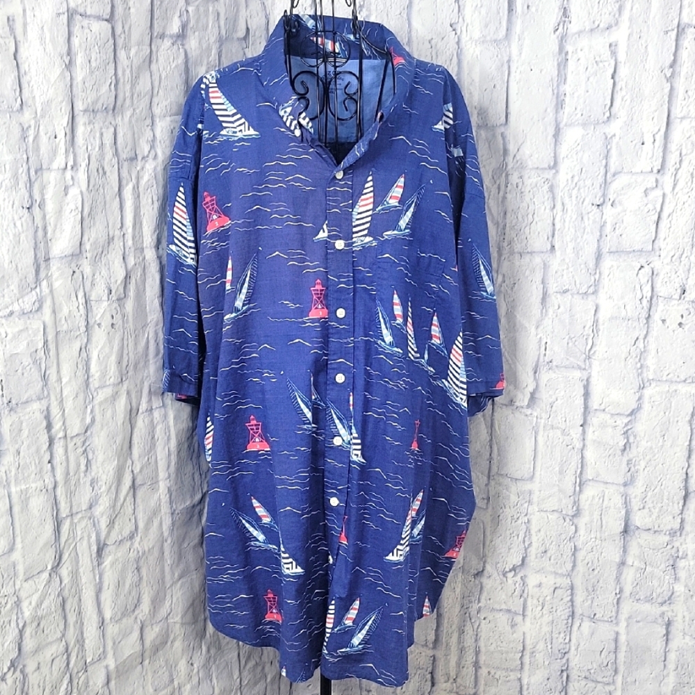 IZOD SALTWATER Blue and White‎ Casual Button Down Shirt